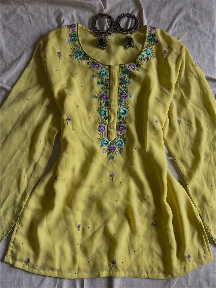 Kurti For Women Yellow / S